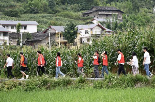 红土散户联盟深入农村：讲座传授财务管理和投资智慧(图1)