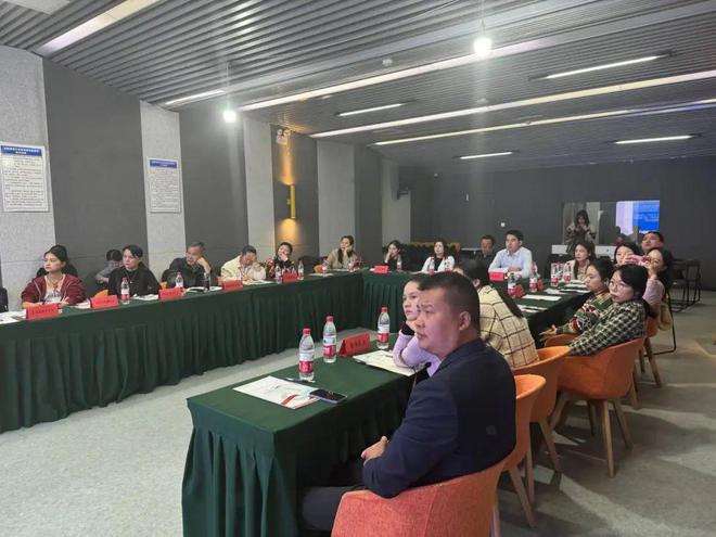 信阳市中小企业服务中心成功举办新公司法税务合规和惠企政策培育公益活动(图3)