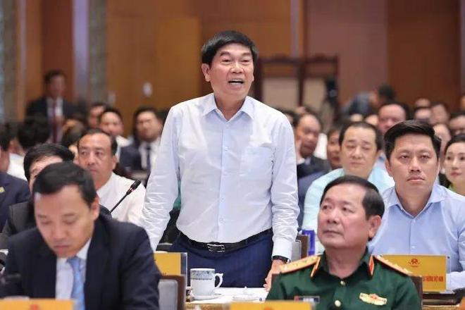 越南总理范明政重磅发声：只要有足够财力、任何人都可以投资任何领域包括赌场、高铁(图2)