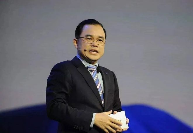 新长安启航：朱华荣掌舵200亿央企汽车央企“三足鼎立”终成型(图2)