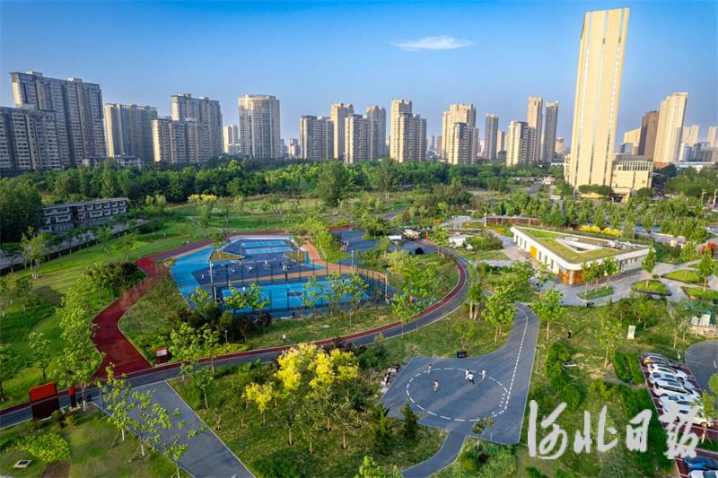 唐山24小时：感受烟火气里的城市节拍(图1)