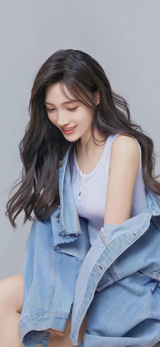 饿狼似虎的姨妈免费(图1)