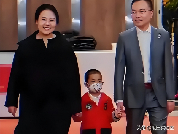 蔡磊病情再次恶化！近乎全瘫妻子也终于坦白带货远不止为了蔡磊(图16)