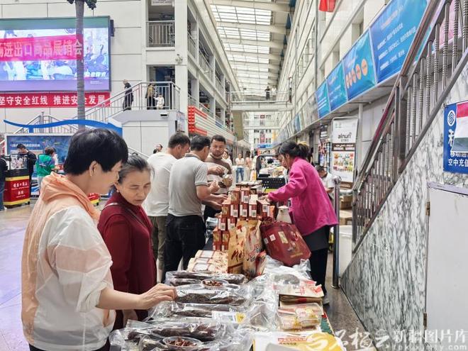 新疆经济看点丨老外贸市场何以货通天下(图3)