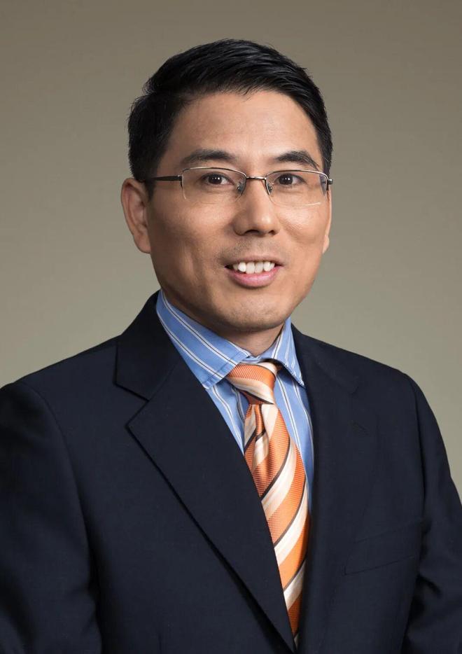 从“草根”到“顶流”：这本书让你读懂浙商的高质量发展之道(图2)