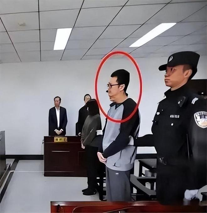 自食恶果！九年后宋喆在县城搬蔬菜箱前妻早已走上康庄大道(图8)