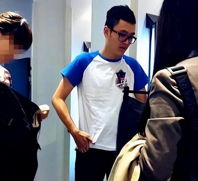 自食恶果！九年后宋喆在县城搬蔬菜箱前妻早已走上康庄大道(图10)